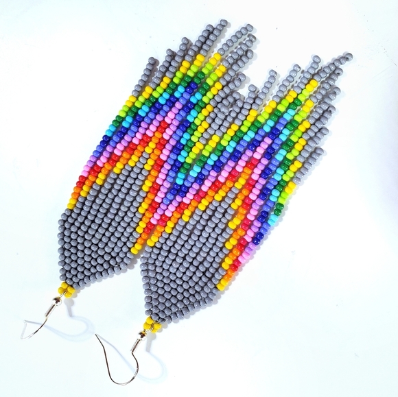 🌈 Grey Rainbow Long Fringe Seed Bead Earrings - Picture 2 of 5